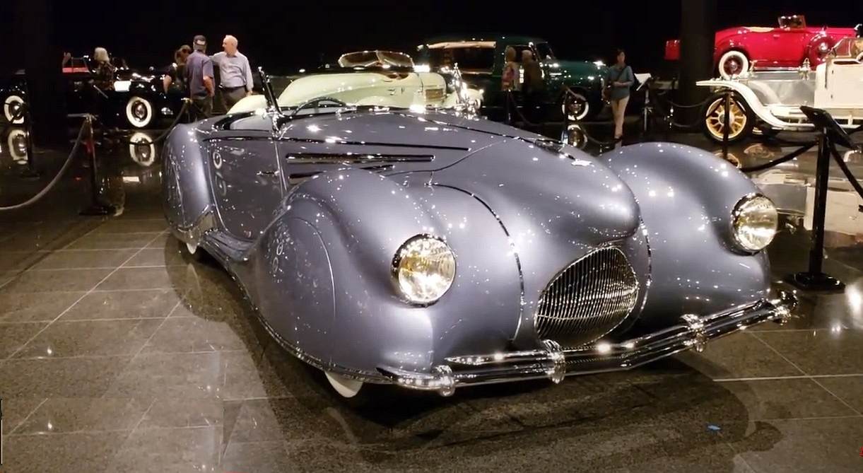 Click to Enlarge-Esc to Close myimgs/ArtDecoCars1937-60/1947 Delahaye.jpg